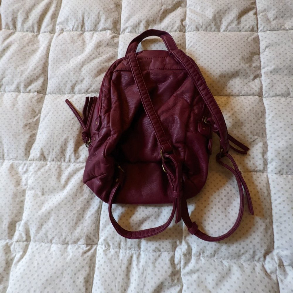 Wallflower Backpack - Picture 10 of 14